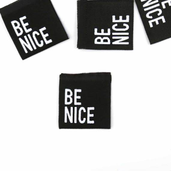 1 Label - BE NICE - Schwarz - Anlukaa