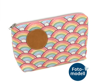 FOTOMODELL - Windeltasche fertig genäht - Canvas - Waffel Piqué - Schnullerband - Innentasche - Regenbogen - Theresia Haussner - Bunt