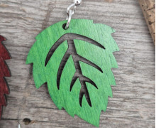 1 Paar Ohrringe Holz - Bunte Blätter - leicht - Herbst - Grün - Namensklang