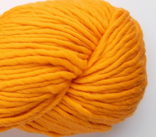 Yana Fine Highland Wool 200g - Saffron