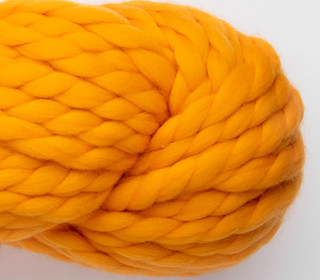 Yana XL Highland Wool 200g - Saffron