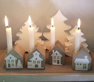 Silikon - Gießform - Kleines Haus - Kerzenhalter für Weihnachtsbaumkerzen - Stifthalter - Mini Vase -  - vielfältig nutzbar