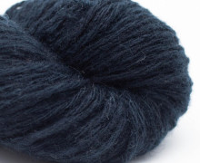 Smooth Sartuul Sheep Wool 4-ply aran handgesponnen - drama at scala (navy)