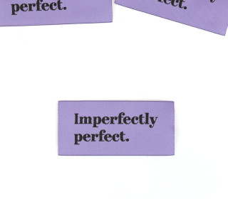 1 XXL Label - Imperfectly perfect. - Flieder - Hamburger Liebe