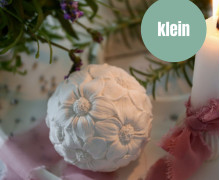 Silikon - Gießform - Kleine zarte Blumenkugel - flache Blüten - vielfältig nutzbar