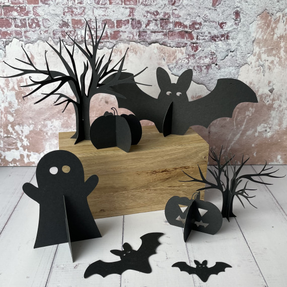 Halloween-Set * Baum * Fledermaus * Kürbis * Gespenst * Plott & Stehfiguren * Frau_Sabse