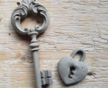 Silikon - Gießform - 1 Schlüssel - mit Herz-Schloss - zum Hängen - vielfältig nutzbar