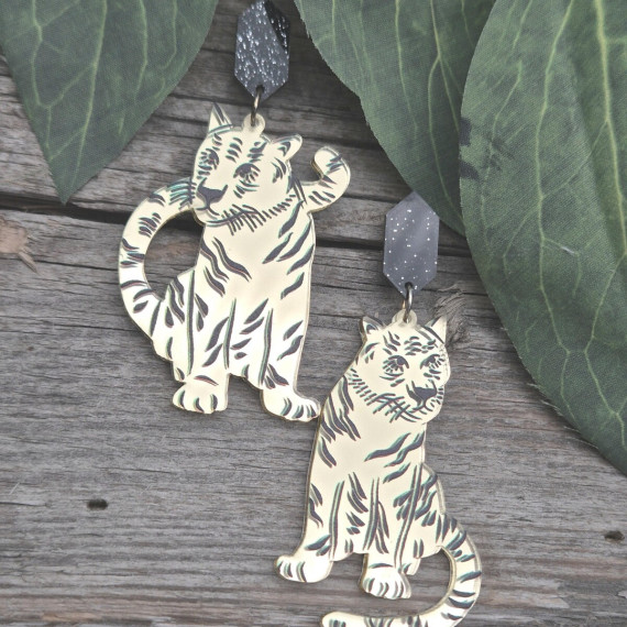 1 Paar Ohrringe - Tiger - Sechseck - Spiegel - Glitzer - leichte Acryl Ohrringe - Gold/Schwarz  - Namensklang