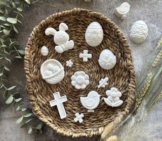 Silikon - Gießform - Matte - Ostern - für 15 Figuren