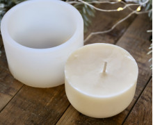 Silikon - Gießform - Kerzen-Refill für Wunderschöne Christbaumkugel - Stechpalme - Kerzenglas - Kerzengefäß - 6,7oz - offizieller Partner von Boowan Nicole - vielfältig nutzbar