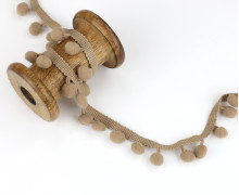 1 Meter Bommelborte mit Zierband - Pomponborte - Uni - Beigebraun