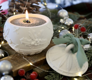 Silikon - Gießform - Wunderschöne Christbaumkugel - Stechpalme - Dose mit Deckel - Kerzengefäß - 6,8oz - mit Manschette - offizieller Partner von Boowan Nicole - vielfältig nutzbar