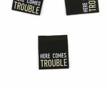 1 Label - HERE COMES TROUBLE - Schwarz - Anlukaa