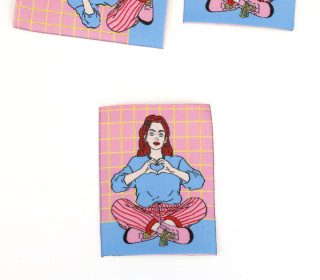 1 Super BIG Label - Peace Please - Heart Woman - Rosa/Hellblau - Lausemia Design Studio