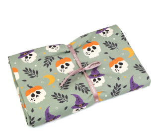 1,0m Zuschnitt - Modal Jersey - Halloween Magic - Skulls - Lichtgrün