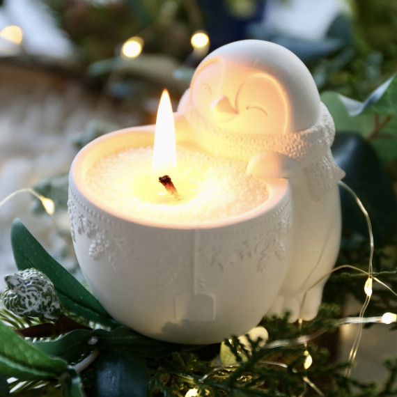 Silikon - Gießform - kleiner Pinguin mit Teetasse - für Kerzensand oder kleine Pflanze - Adventsdeko - Weihnachtsdeko- vielfältig nutzbar