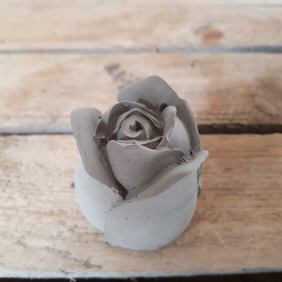 Silikon - Gießform - Kleine - Rose - Blüte - ohne Blätter - vielfältig nutzbar