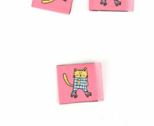 1 Label - Katze mit Rollschuhen - Lachsrosa - Katzengold Designs
