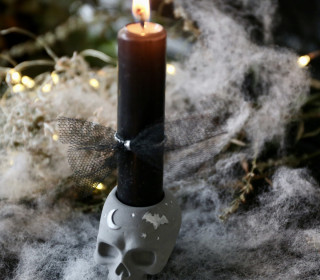 Silikon - Gießform - Totenkopf Kerzenhalter - mit Fledermaus, Mond & Stern - für Stabkerzen - vielfältig nutzbar