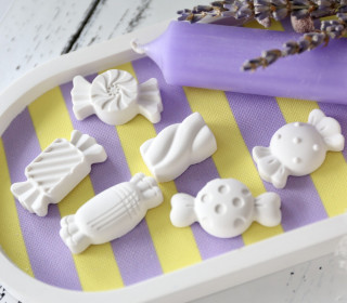 Silikon - Gießform - Matte - Bonbons - Süßigkeiten - für 24 Stück - vielfältig nutzbar