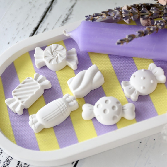 Silikon - Gießform - Matte - Bonbons - Süßigkeiten - für 24 Stück - vielfältig nutzbar