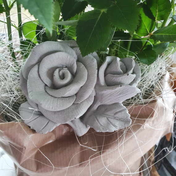 Silikon - Gießform - Rosenblüten - mit Blättern - Rose - vielfältig nutzbar