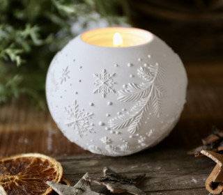 Silikon - Gießform - Schneeflocken und Tannenzweige - Dekokugel - für Teelichter - Weihnachtensdeko - vielfältig nutzbar