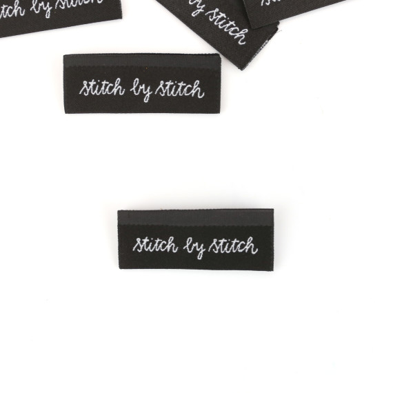 1 Label - stitch by stitch - Schwarz - Hamburger Liebe