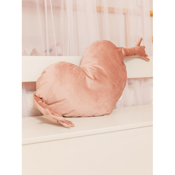 Herzkissen mit Armen nähen: Schnittmuster & Anleitung