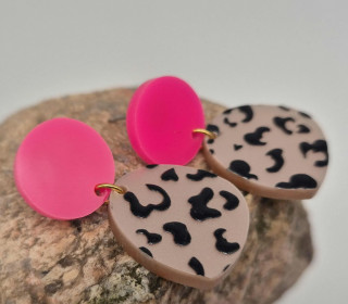 1 Paar Ohrringe - Pink - 3D Leo Aufdruck - Acryl - super leicht - Perlmutt/Schwarz - Namensklang