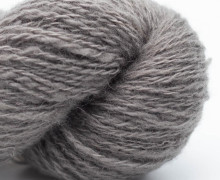 Smooth Sartuul Sheep Wool 2-ply light fingering handgesponnen - embrace the grace (grey)
