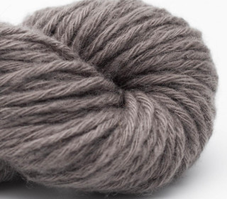 Smooth Sartuul Sheep Wool 8-ply bulky handgesponnen - embrace the grace (grey)