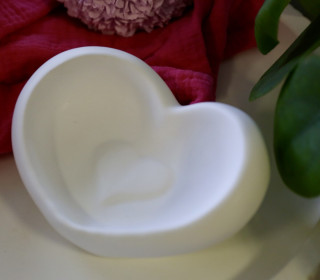 Silikon - Gießform - Kleines Herz - Seifenschale - Dekoschale - z.B. für Kerzen-Sandgranulat - vielfältig nutzbar