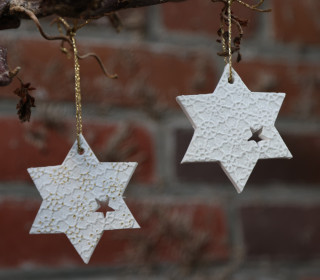 Silikon - Gießform - Stern - gemustert - mit Stern-Aussparung - zum Aufhängen - vielfältig nutzbar