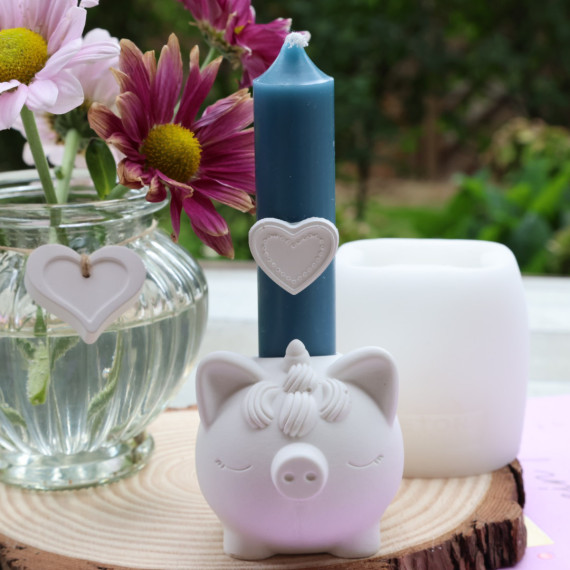 Silikon - Gießform - Einhorn-Schweinchen - mit Haartolle - geschlossene Augen - für Stabkerzen - Schwein 3 - vielfältig nutzbar