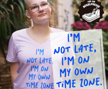 Onkel Bo's Bügelbilder - DIN A4 - I'm not late, I'm on my own time zone - BIG