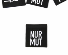 1 Label - NUR MUT - Schwarz