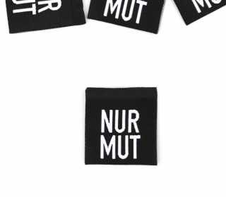 1 Label - NUR MUT - Schwarz - Anlukaa