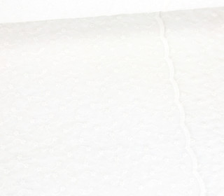 Baumwolle Webware - Brodery - Blumenstickerei - Bogenkante - Weiß