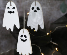 Silikon - Gießform - Geisterstunde - Kleine Gespenster Anhänger - 3er Form - Halloween - vielfältig nutzbar