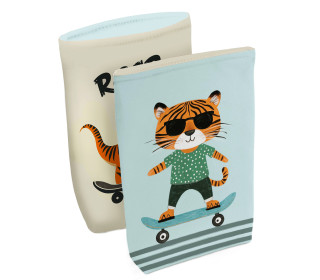 DIY-NÄHSET - Buchtasche - Roar Skater Dino & Skater Tiger - Softshell - abby and amy