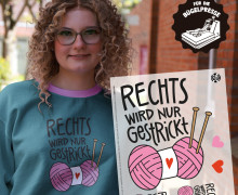 Onkel Bo's Bügelbilder - DIN A4 - Rechts Wird Nur Gestrickt - Wollknäuel - Rosa - BIG - Hamburger Liebe