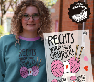 Onkel Bo's Bügelbilder - DIN A4 - Rechts Wird Nur Gestrickt - Wollknäuel - Rosa - BIG - Hamburger Liebe
