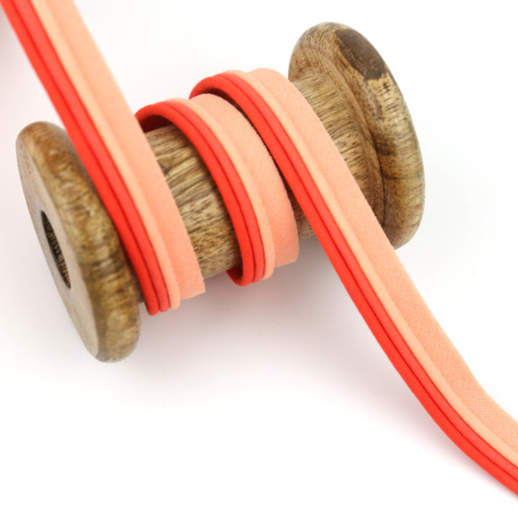 1 Meter Paspelband/Biesenband - Dreilagig - 14mm - Apricot