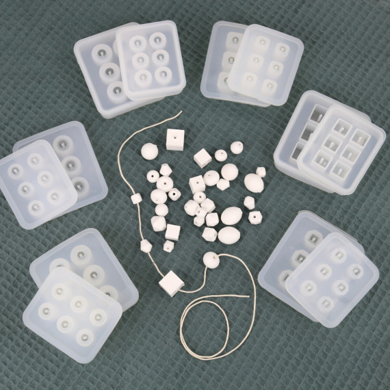 Silikon - Gießform - Perlen-Set - 12 Formen für je 6 Perlen - vielfältig nutzbar
