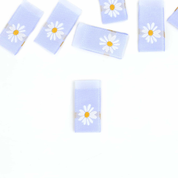 1 Label - Gänseblümchen - Wolkenblau - KnilchArt Design